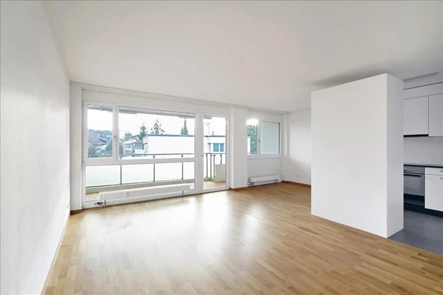Helle, moderne Wohnung im Grünen