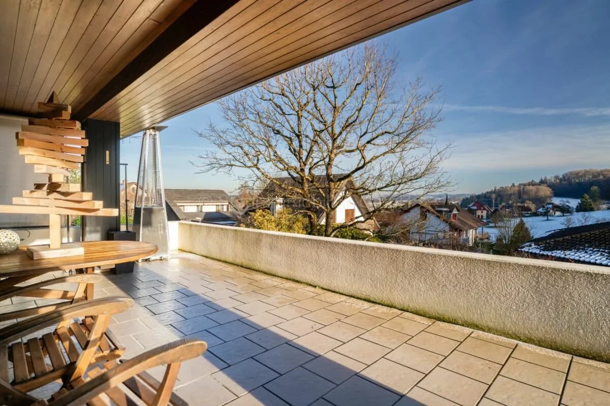 Freistehendes 7-Zimmer Einfamilienhaus mit viel Potenzial