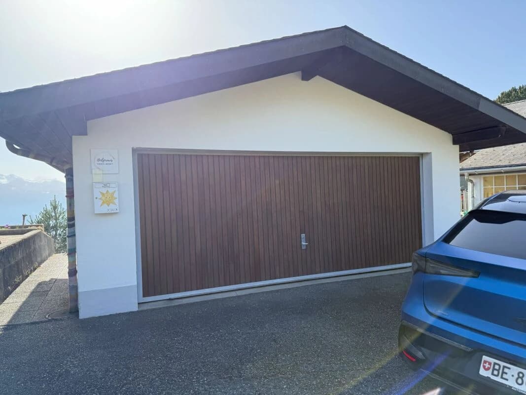 unverbaubarer Weitblick über den Thunersee und die umliegenden Bergketten