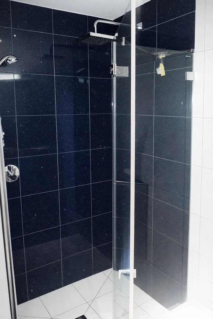 Stilvolles Wohnen an idyllischer Lage in Siebnen