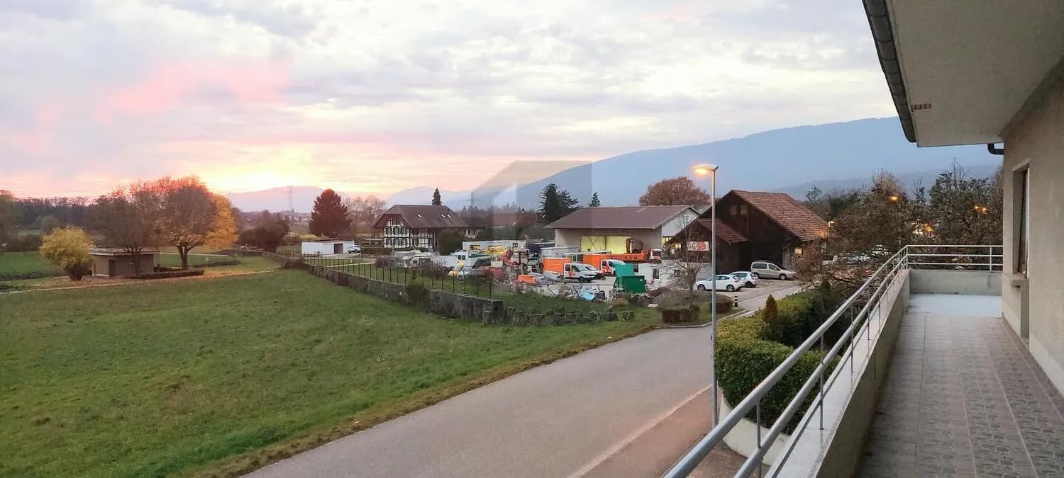 GROSSZÜGIG MIT SONNIGER TERRASSE