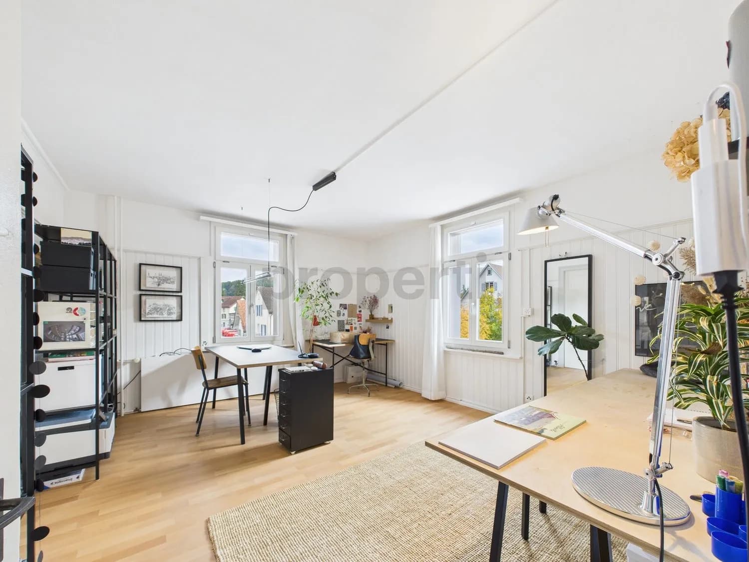 Elegante 6-Zimmer-Altbauwohnung, kernsaniert und lichtdurchflutet