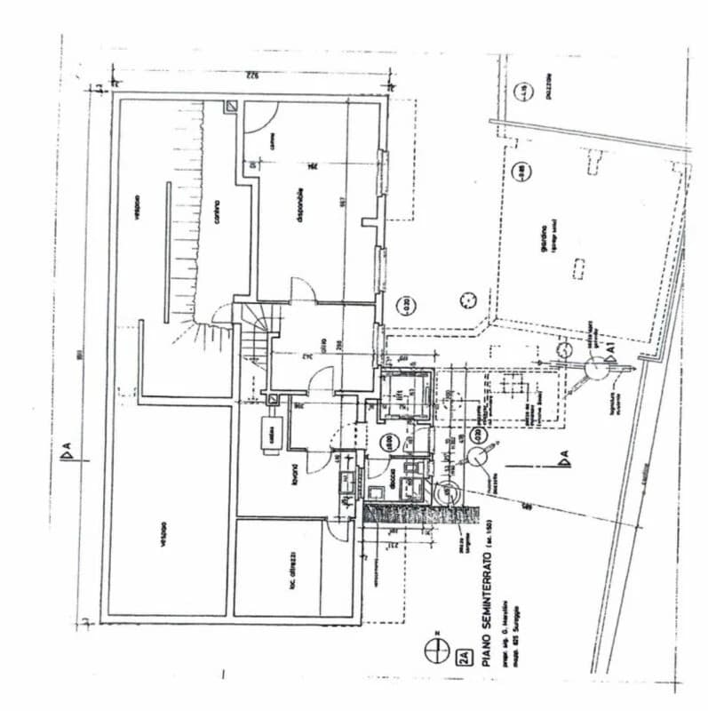 Interessantes EFH mit Lift und Grottino zu verkaufen   Vendesi interessante casa indipendente con ascensore e grottino.