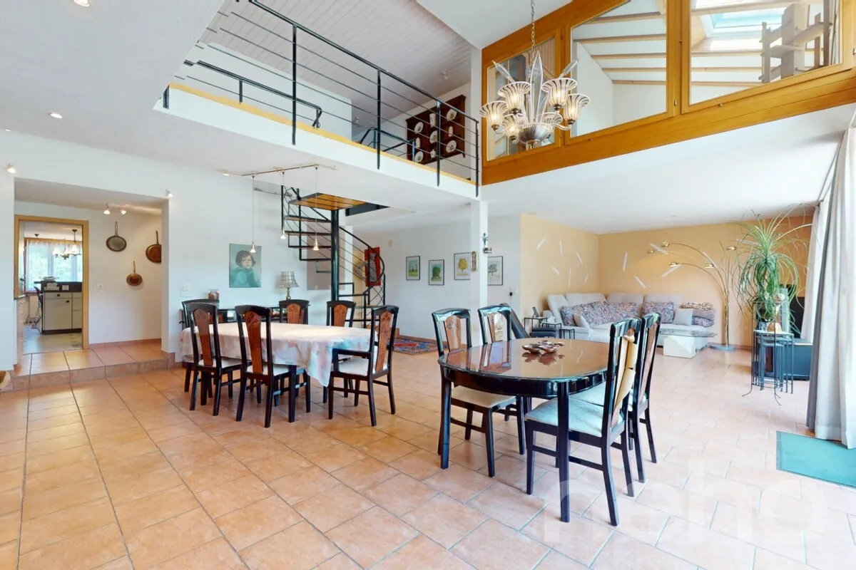 Sonnige Liegenschaft in Kernzone mit Ausbaupotenzial