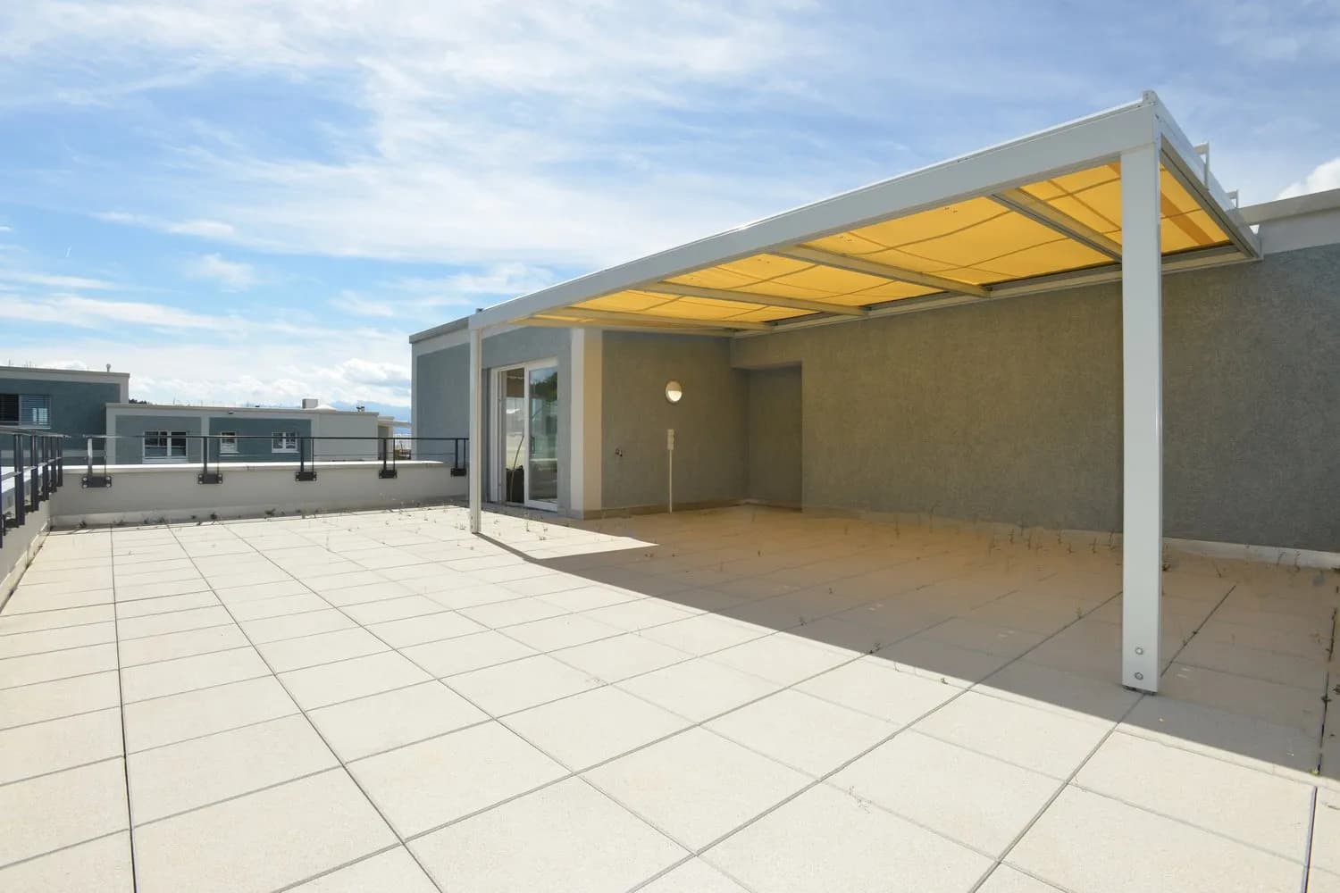 Attikawohnung mit fantastischer Terrasse