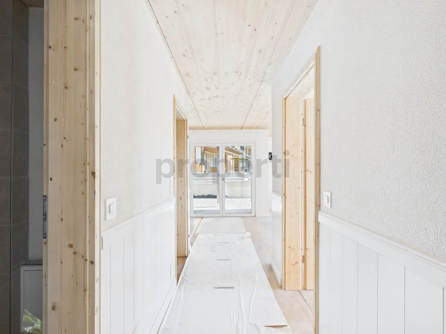 Brandneue 3.5 Zimmer Erdgeschosswohnung mit historischem Charme  familienfreundlich & altersgerecht in Grossdietwil LU