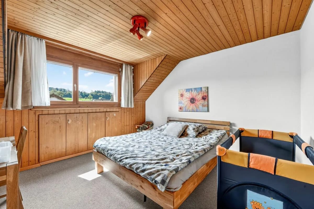 Sonniges und ruhiges Familienidyll mit Garten nahe Kreuzlingen