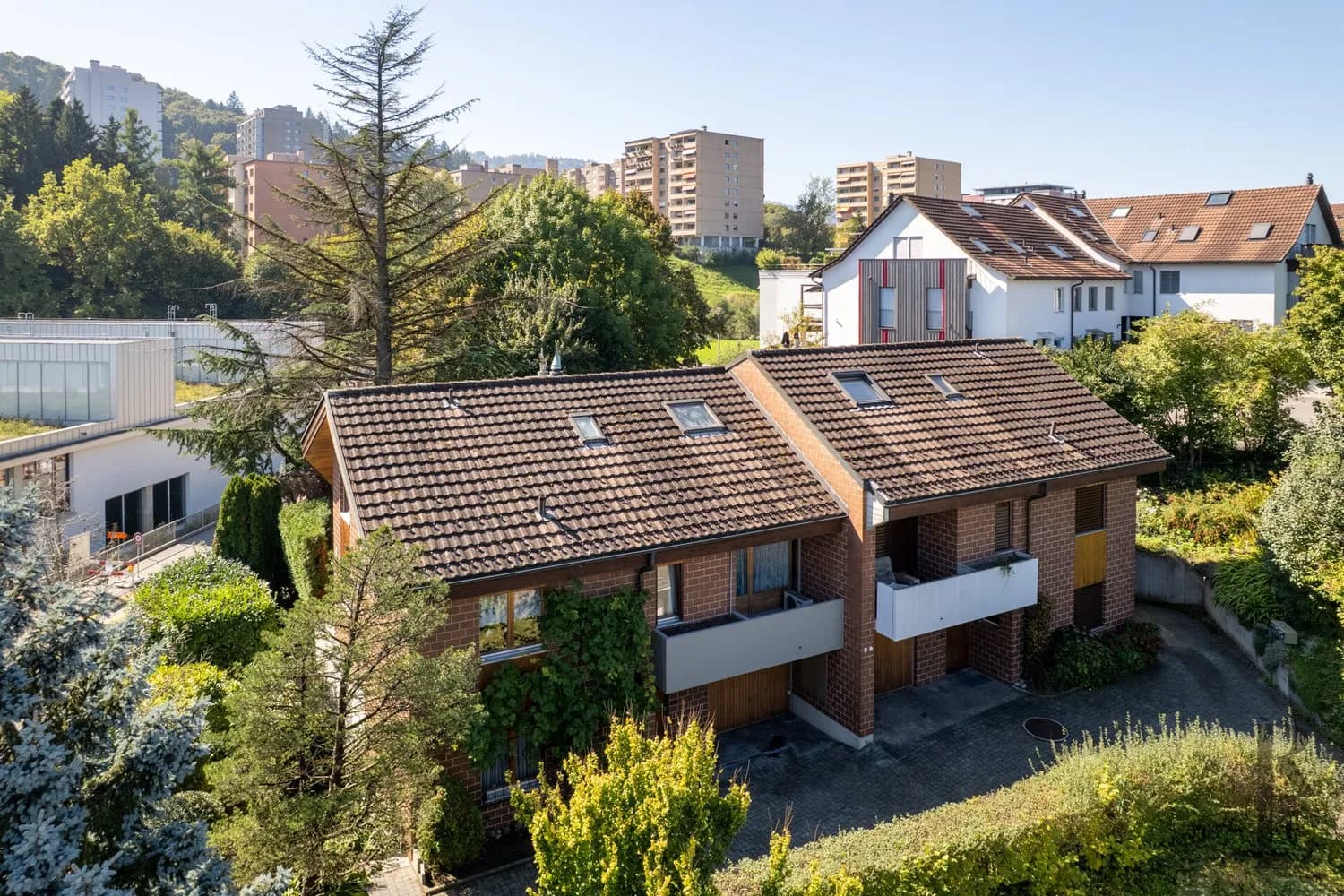 Grosszügige Doppelhaushälfte  stilvolles Wohnen nahe Luzern