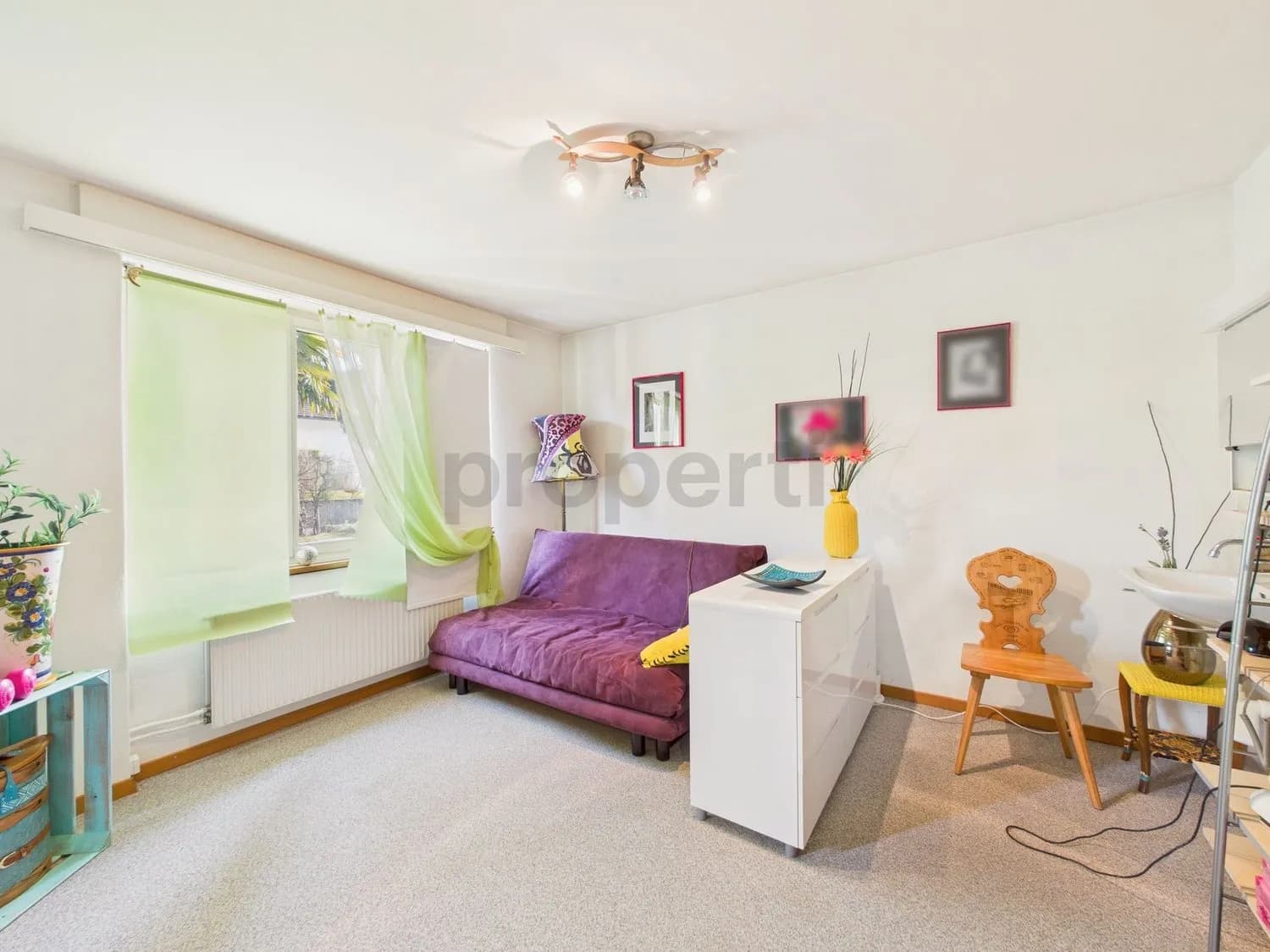 Modernes 5.5-Zimmer-Einfamilienhaus mit Garten in Safnern