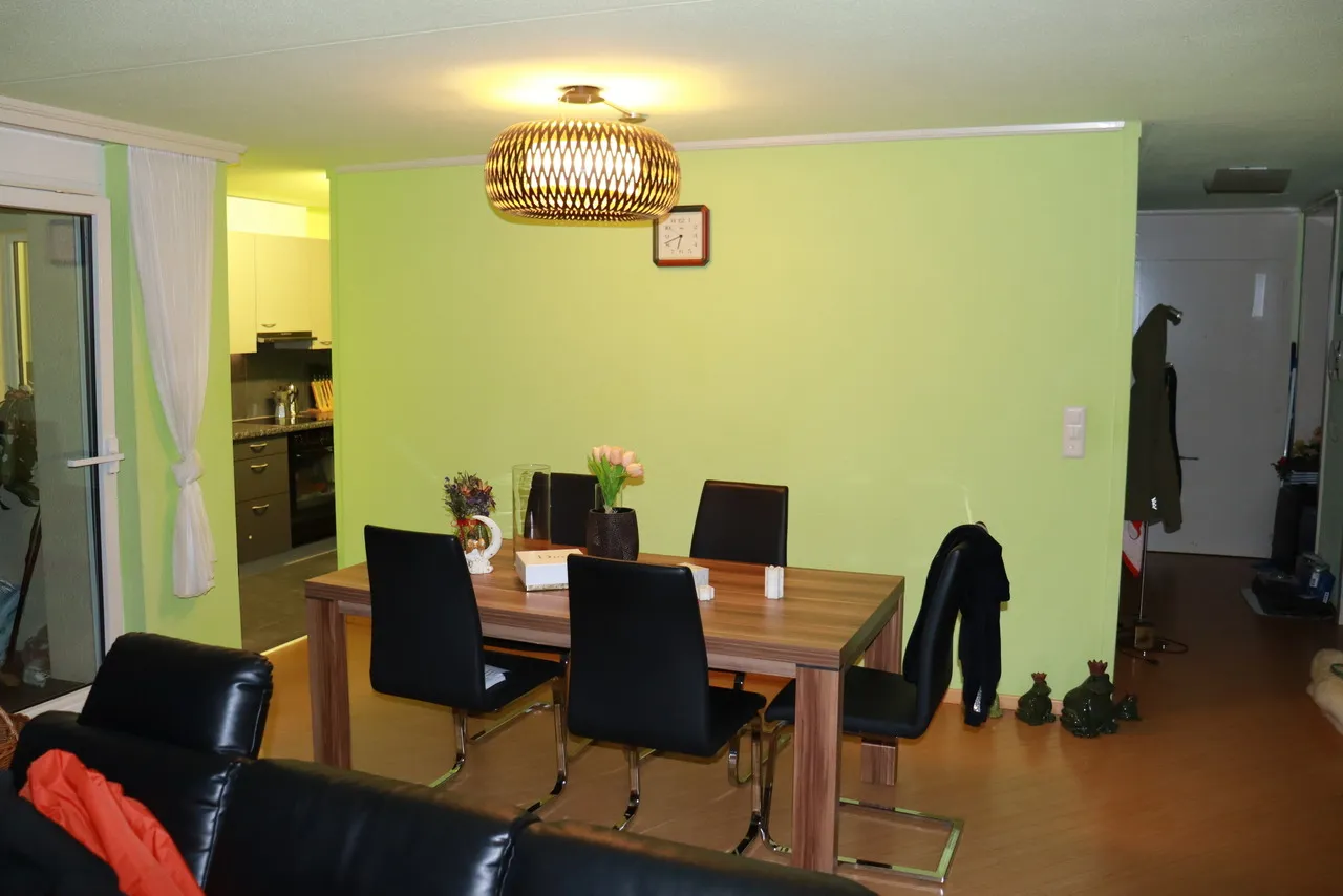 Komfortables Wohnen in Spiez - 4.5-Zimmer mit Balkon!