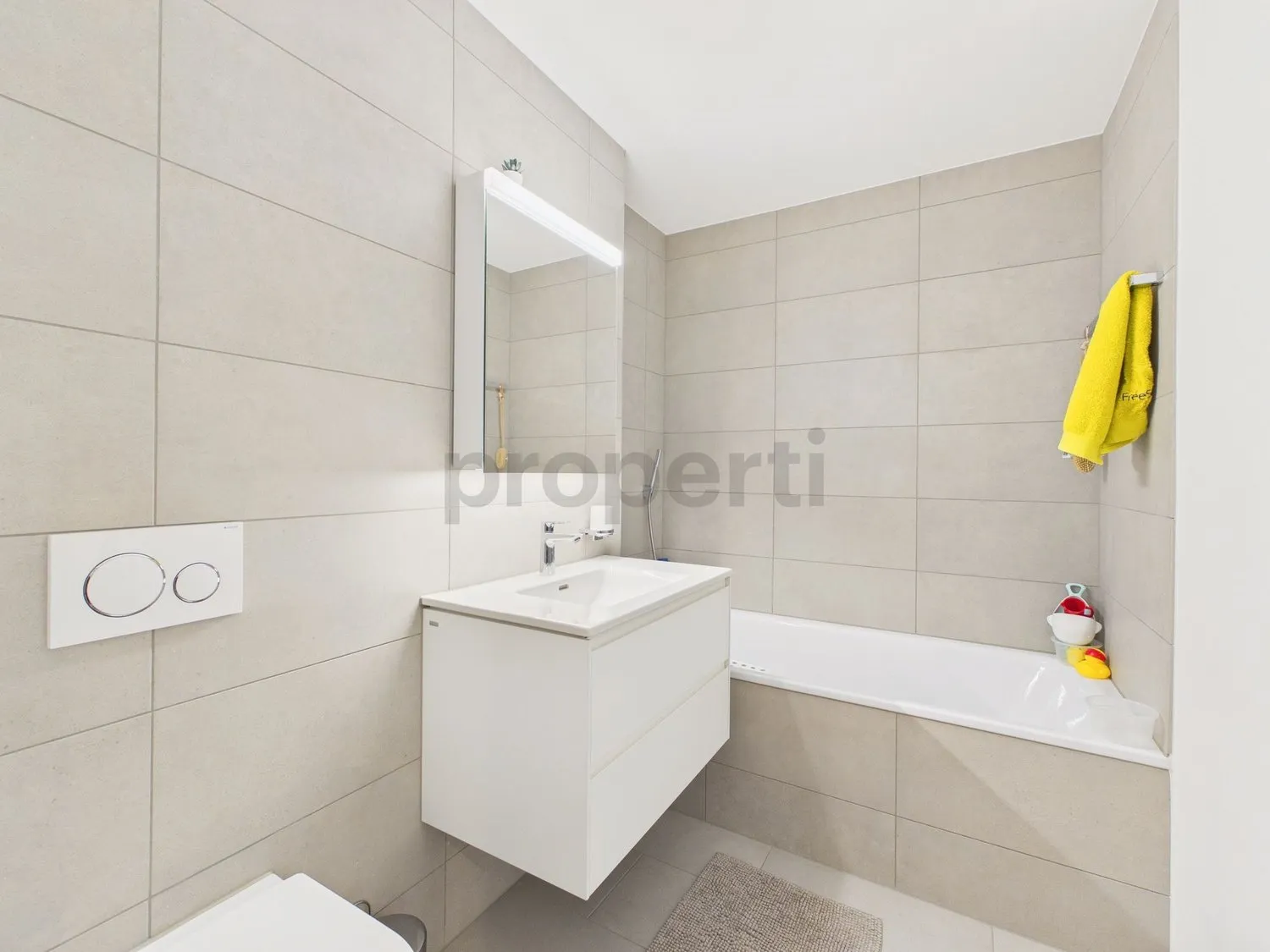 Moderne 3.5-Zimmer-Wohnung mit Balkon, Frick