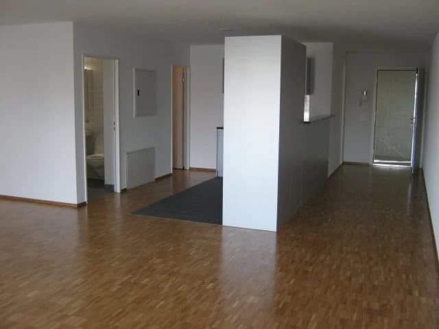 Moderne Wohnung im Glattpark - MIETEN OHNE KAUTION