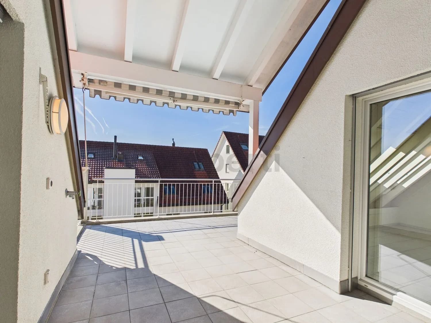 Modern 3.5-Zimmer-Wohnung mit Lift und Tiefgarage, Unterengstringen