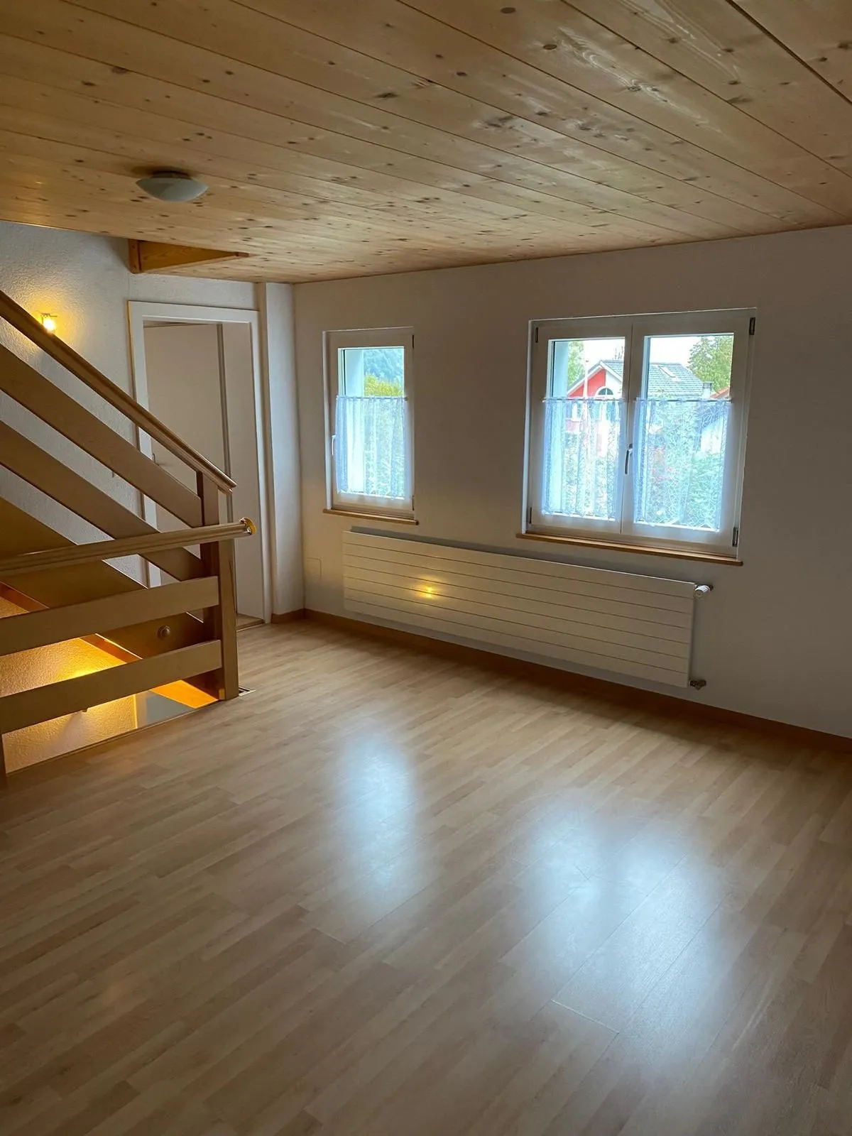 Gemütliche 6-Zimmer Einfamilienhaus an ruhiger Lage in Glarus