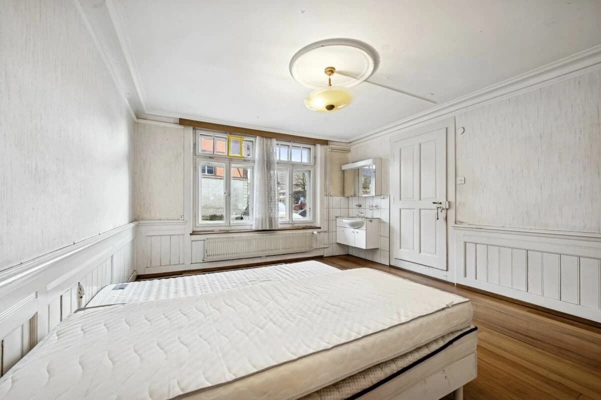 Bauernhaus mit Wohnraum, Ökonomieteil und Entwicklungspotenzial