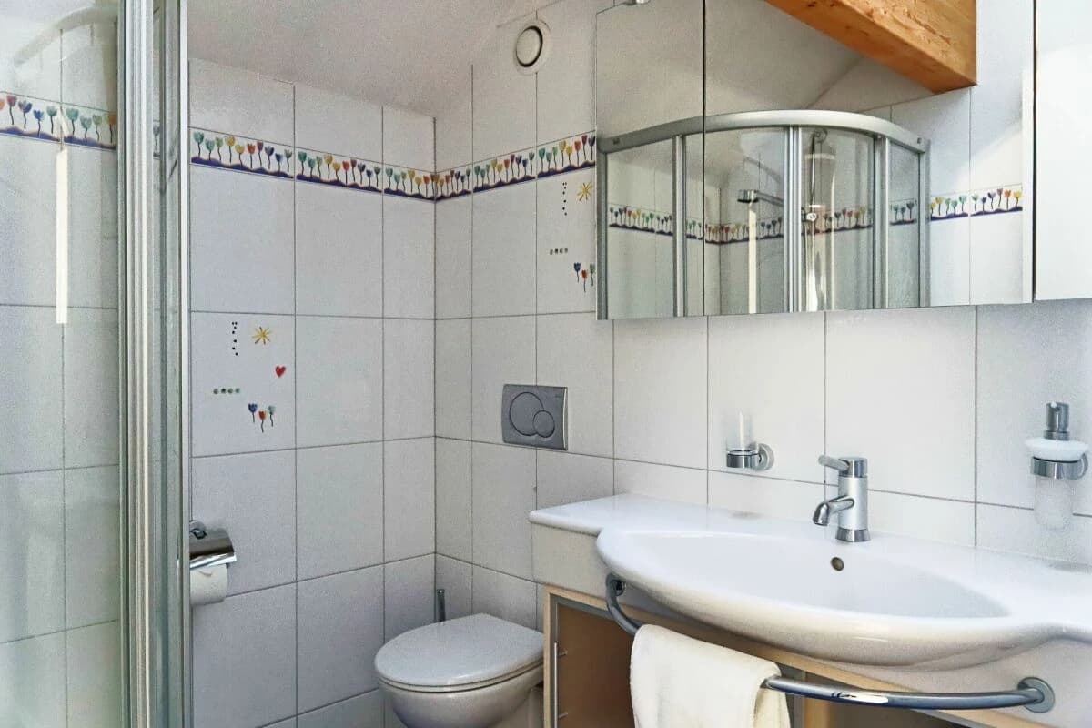 Wohnoase mit TRAUM-Garten und Wintergarten  Doppel-Einfamilienhaus zum Verlieben