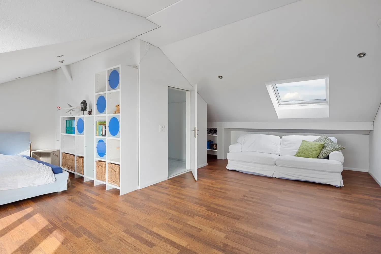 Laufend sanierter Wohntraum mit viel Platz und Weitsicht