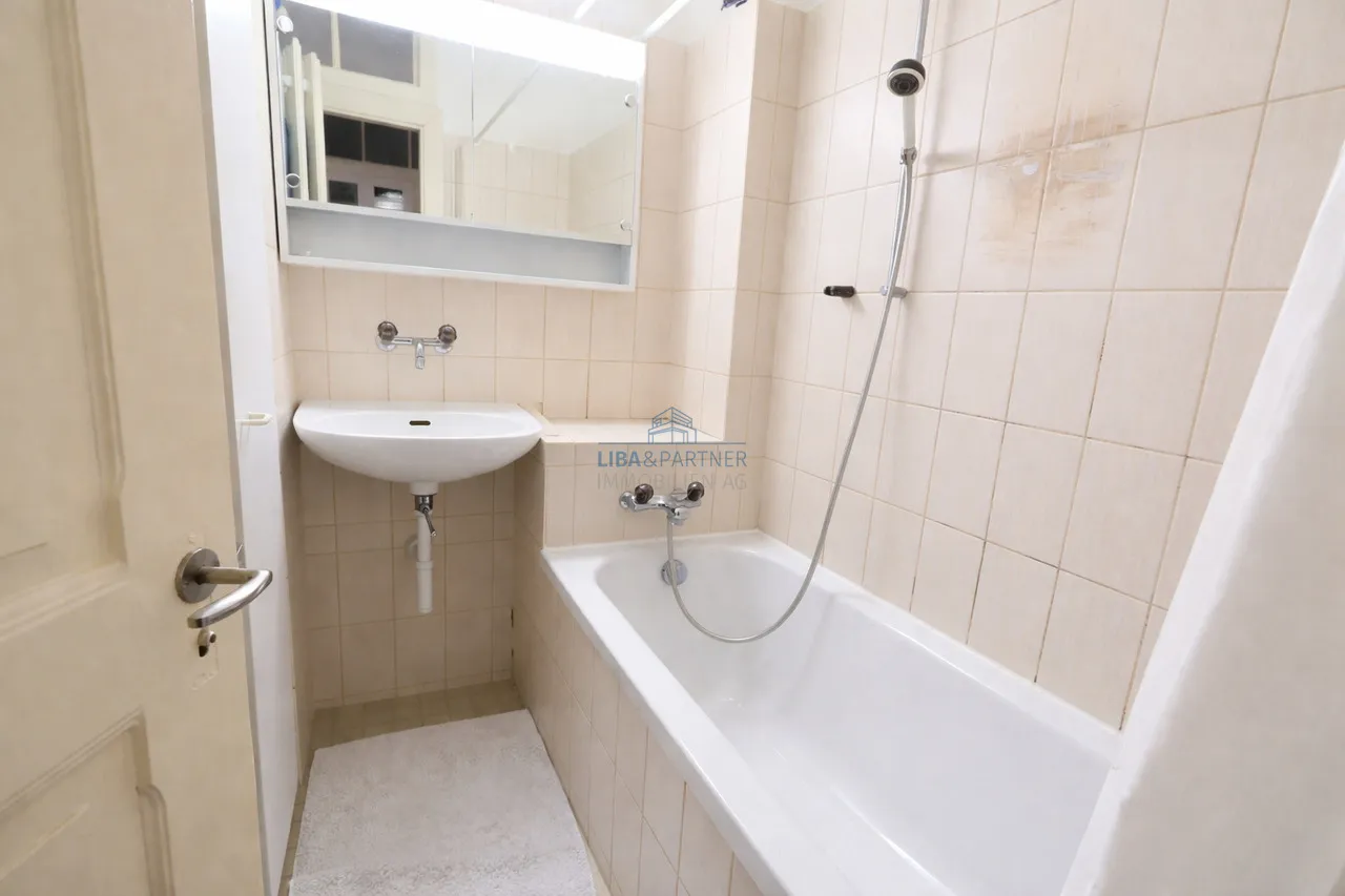 Charmante 3-Zimmeraltbauwohnung im beliebten St. Johann-Quartier