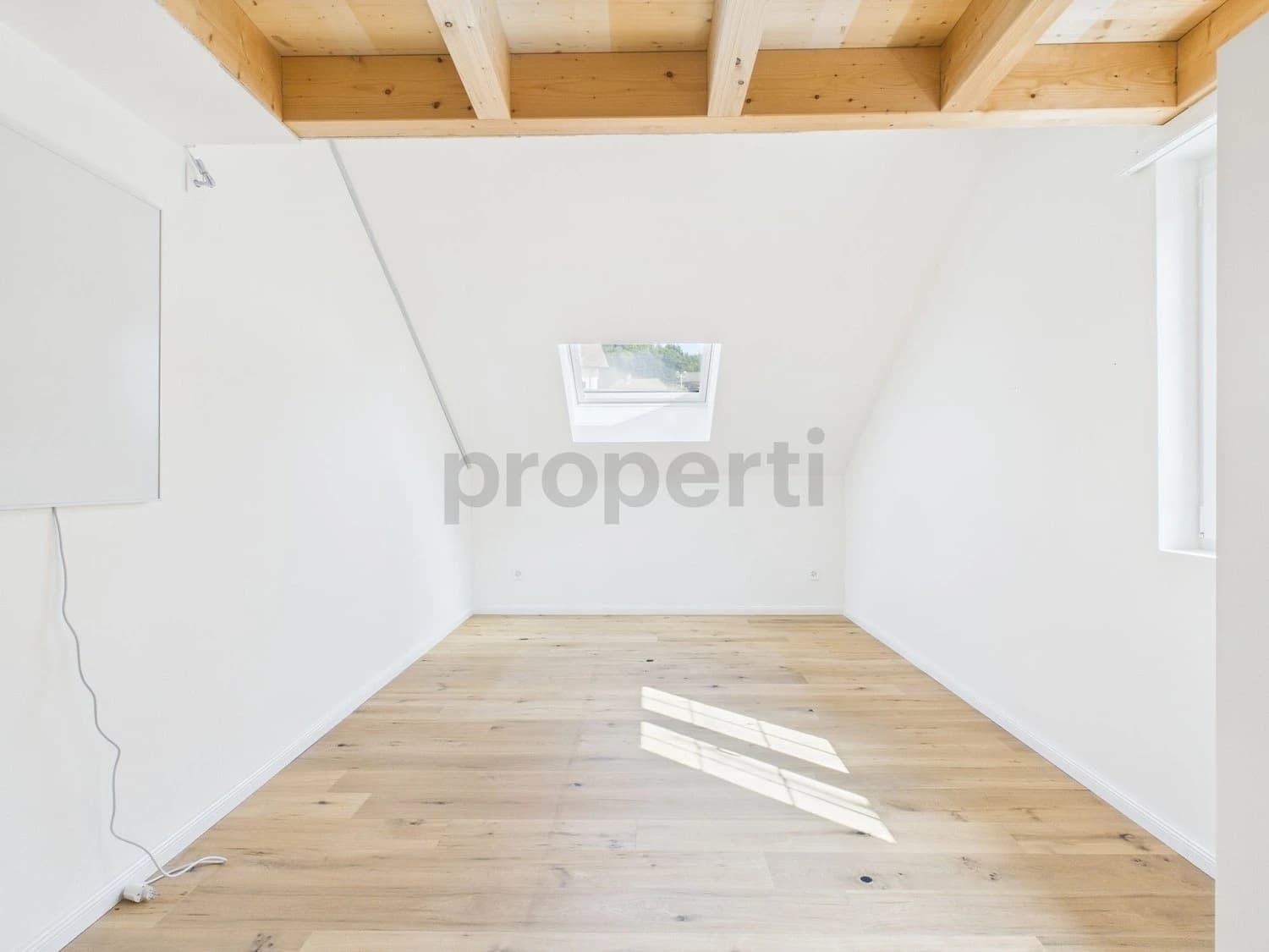 Charmante Neubauwohnung im Dachgeschoss in Grossdietwil  modern, ländlich & einzigartig