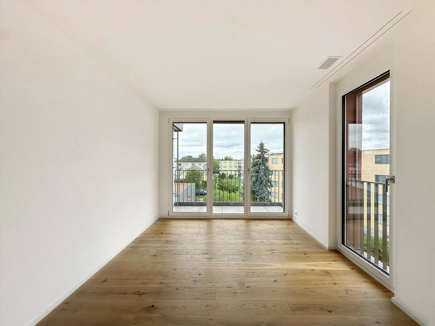 Attraktive Neubauwohnung in ruhigem Quartier!