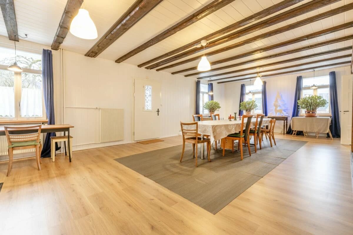 Historisches Juwel: 7-Zimmer-Einfamilienhaus mit vielseitigem Raumangebot