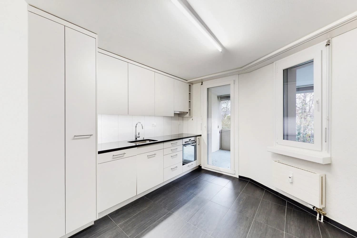 Grosszügige Gartenwohnung an zentraler Lage