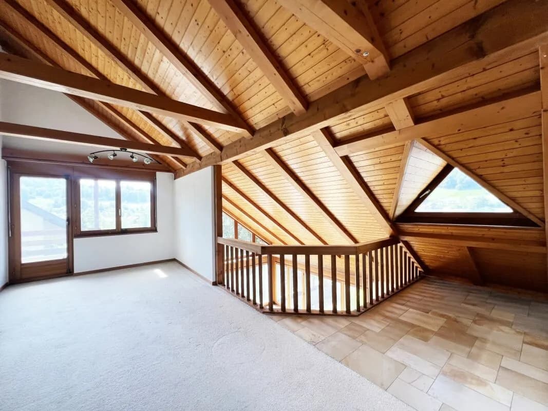 Freistehendes Einfamilienhaus mit Einliegerwohnung