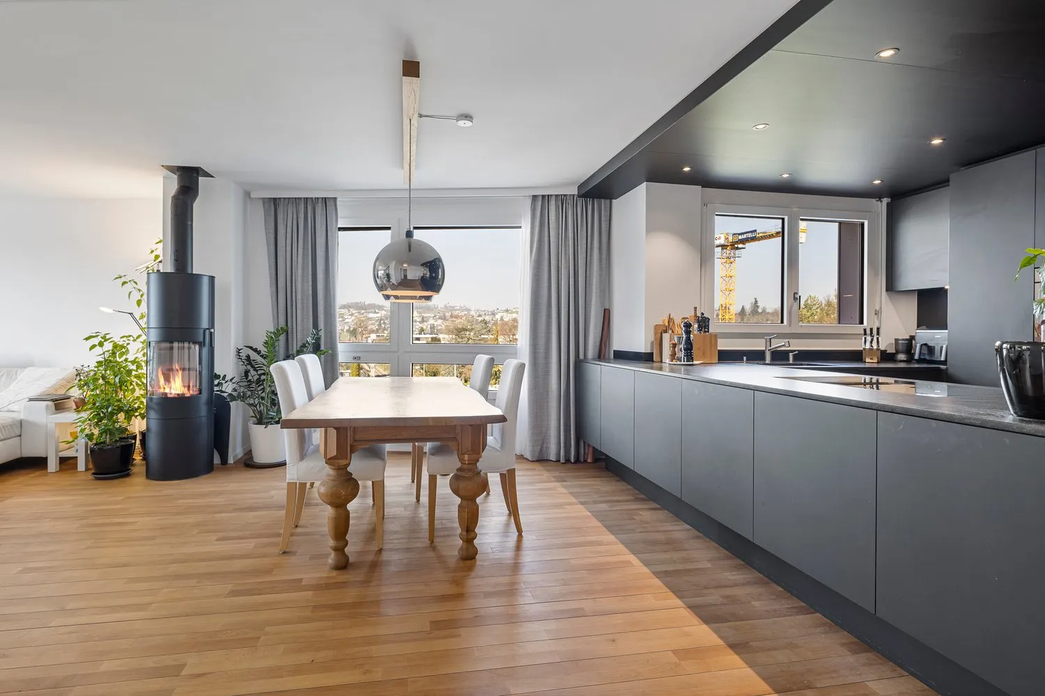 Zentrale Lage mit Weitsicht und hochwertiger Ausstattung