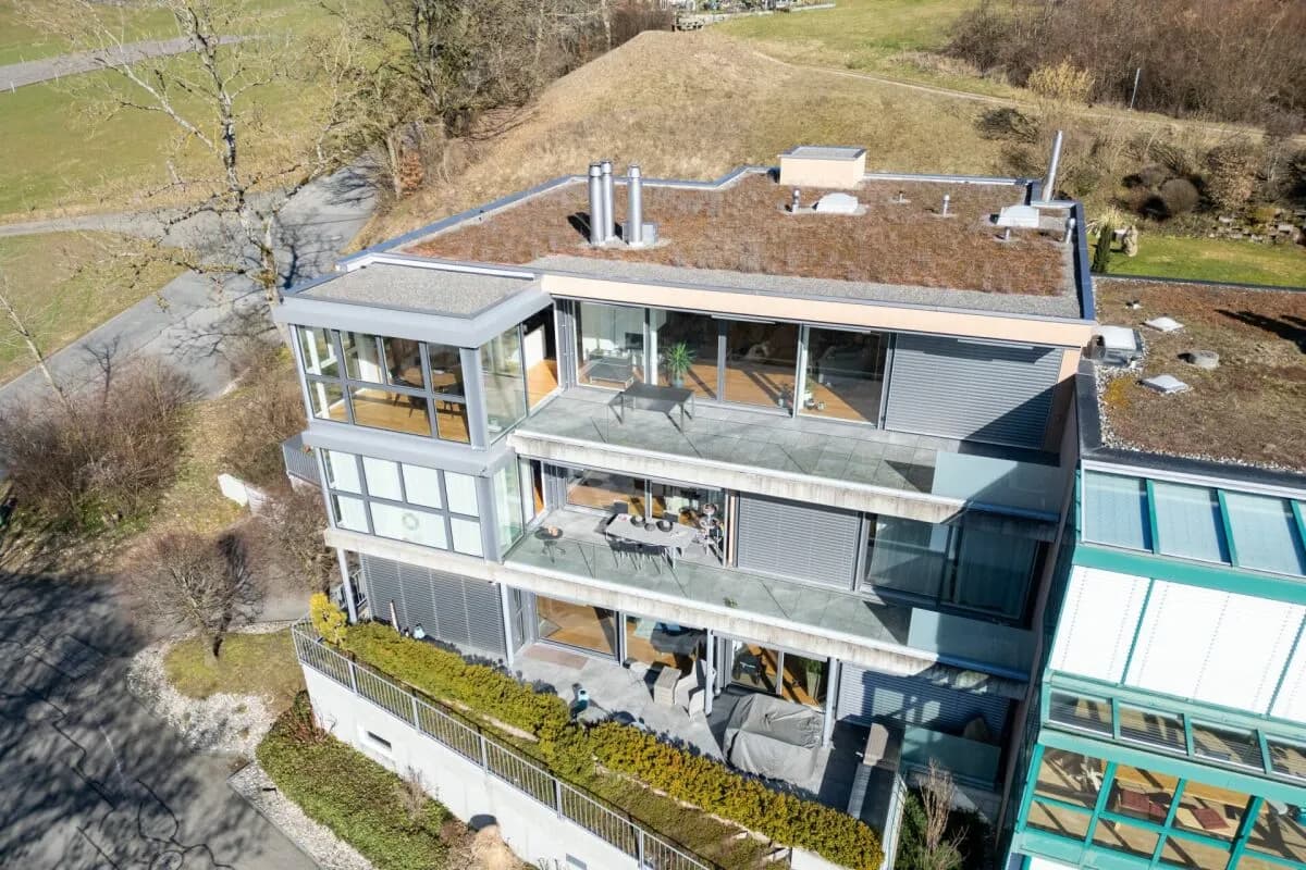 Exklusive Attikawohnung an Toplage mit beeindruckender Berg und Seesicht