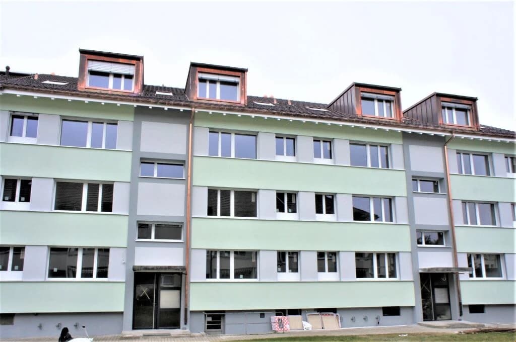 Top moderne Wohnung mit Balkon an idealer Lage!