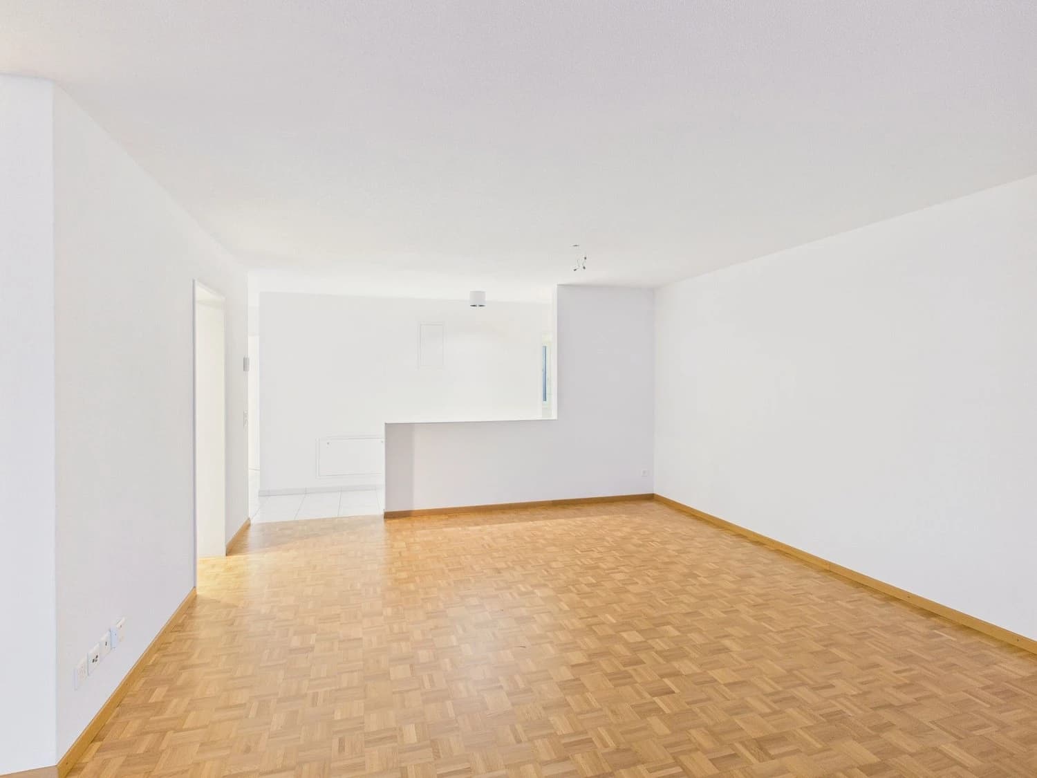 Moderne 4.5-Zimmer Wohnung mit grossem Balkon, ideal für Familien , Kirchdorf AG