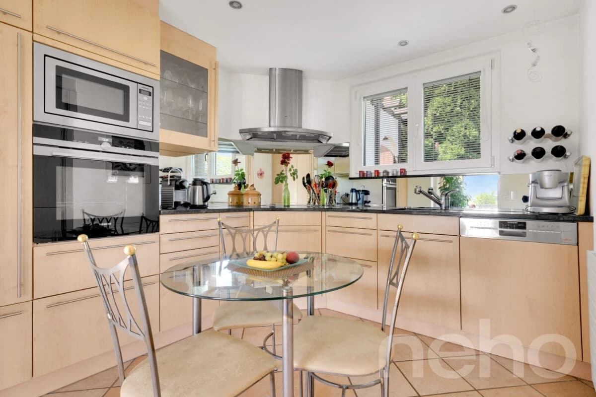 Ihr neues Zuhause mit viel Platz, Garten und Aussicht