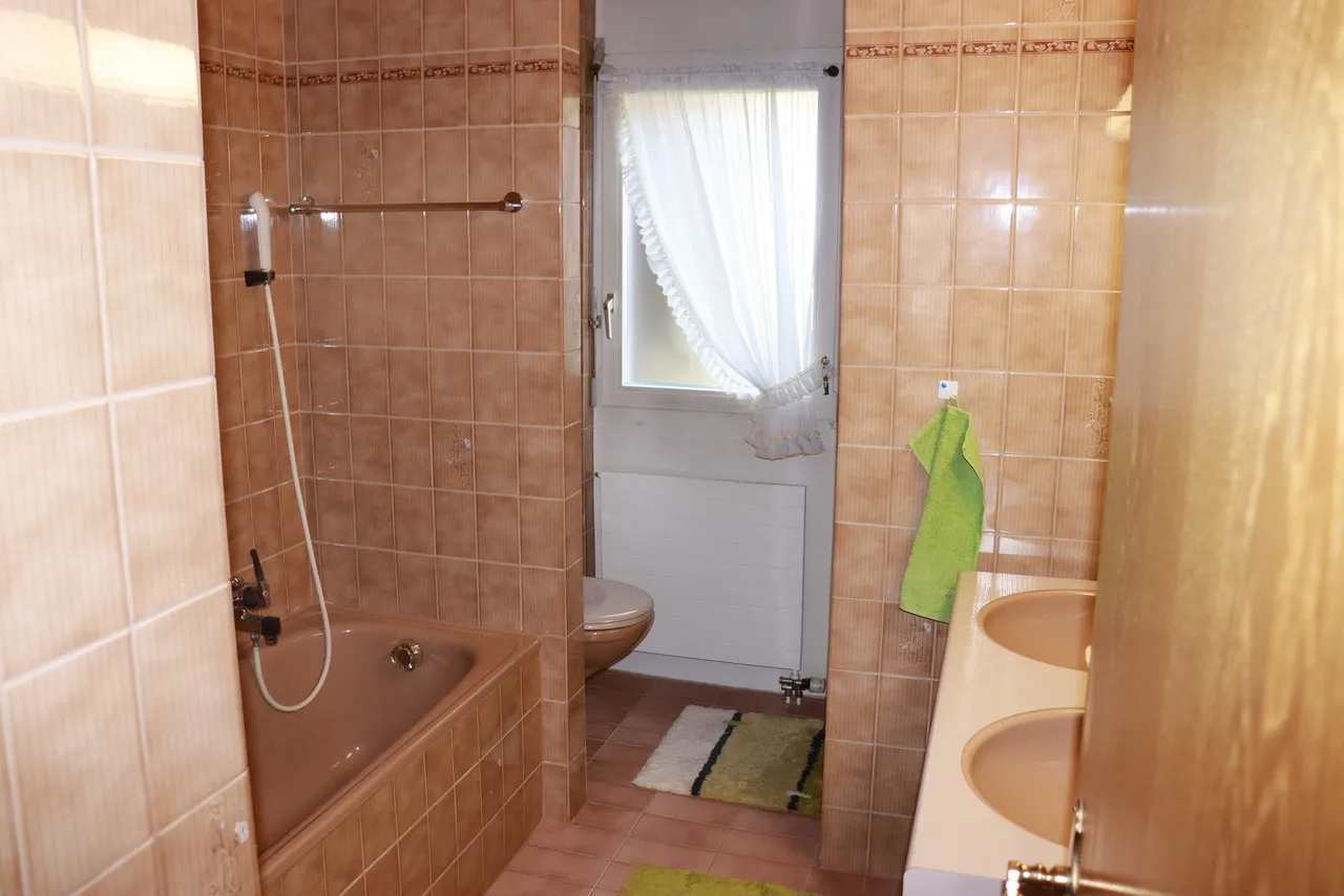 Maisonette-Traum mit Seesicht & Cheminee - Wohnen am Thunersee