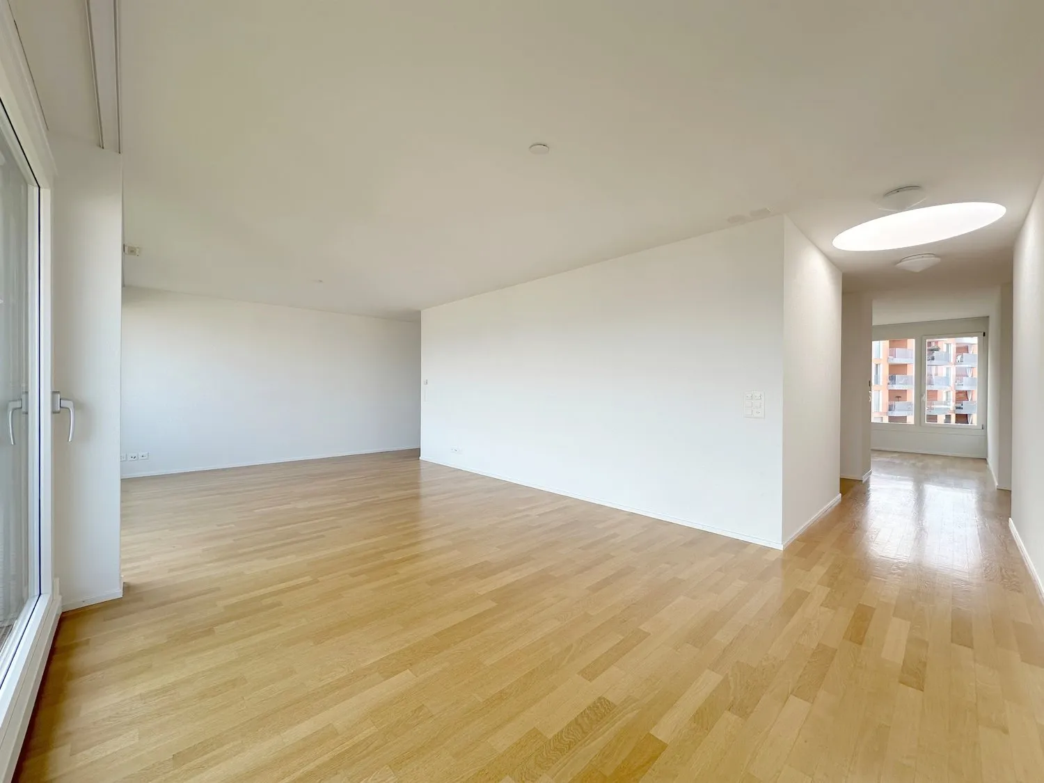 Exklusives Wohnen mit herrlicher Weitsicht auf die Berge und den See