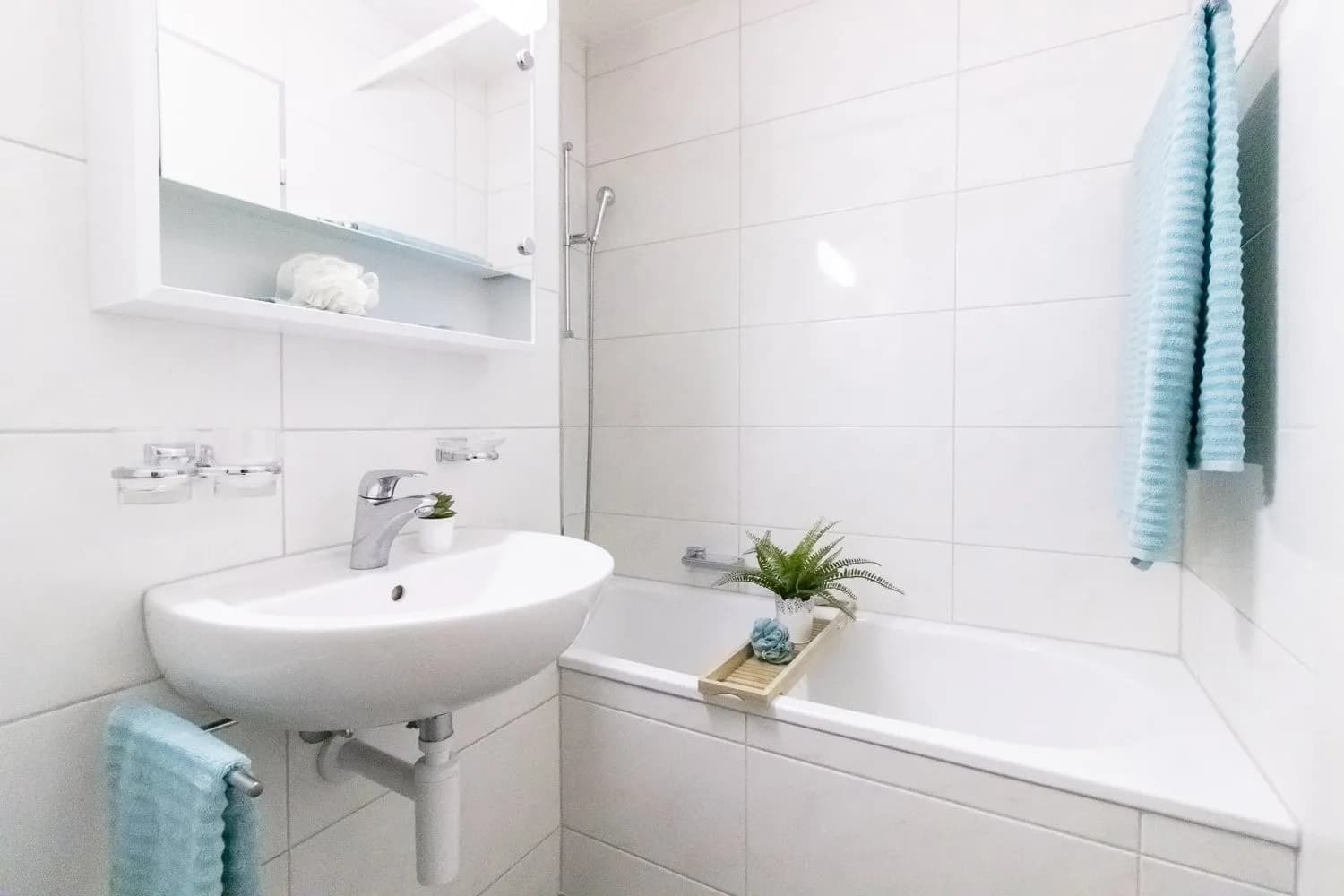 Schöne 3.5 Zimmerwohnung mit Balkon und grüne Umgebung