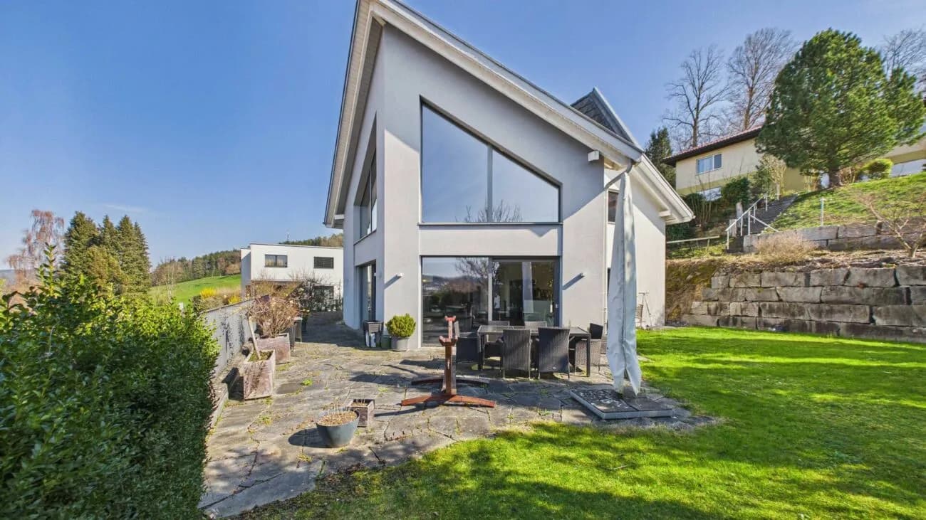 Villa mit Galerie und Weitsicht