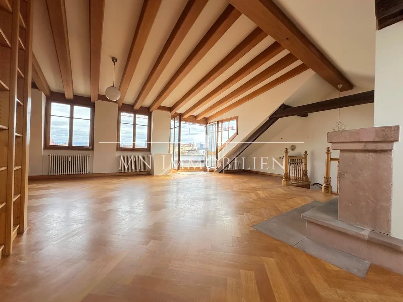 Exklusive Maisonnette mit grosser Terrasse und traumhaftem Ausblick