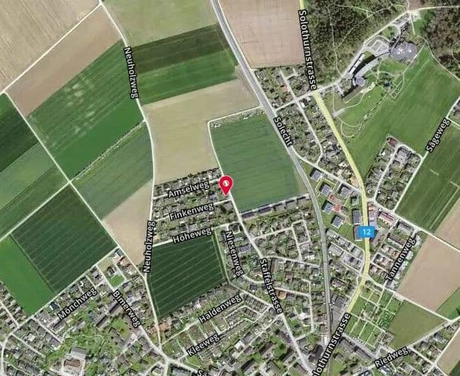 *5,5-Zimmer-Wohnhaus mit Einstellhalle*