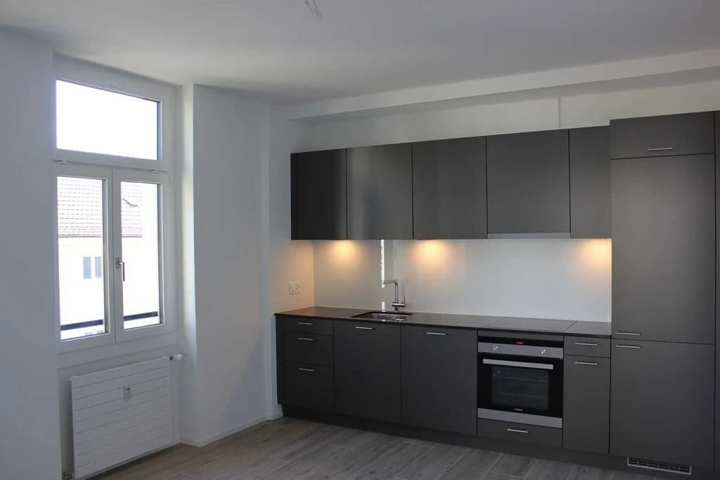 Stilvolle 2.5 Zimmerwohnung im 5. OG an zentraler Lage in Basel