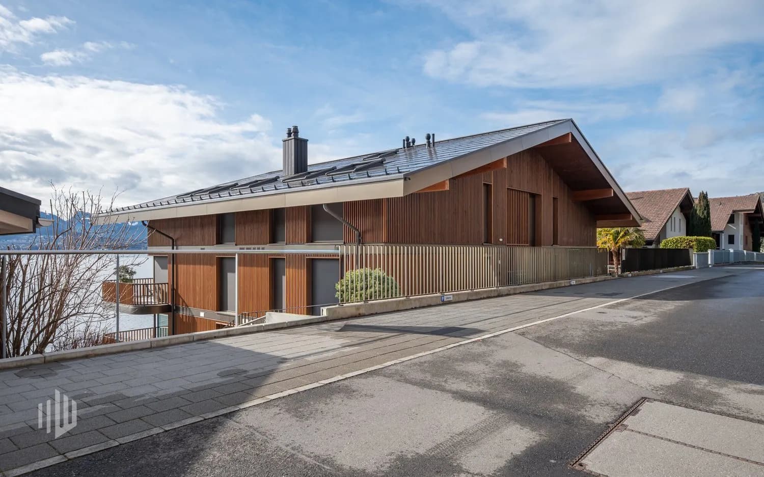 ImmoWyss -  Exklusive Dachwohnung im "Lake Spirit"  über dem Thunersee