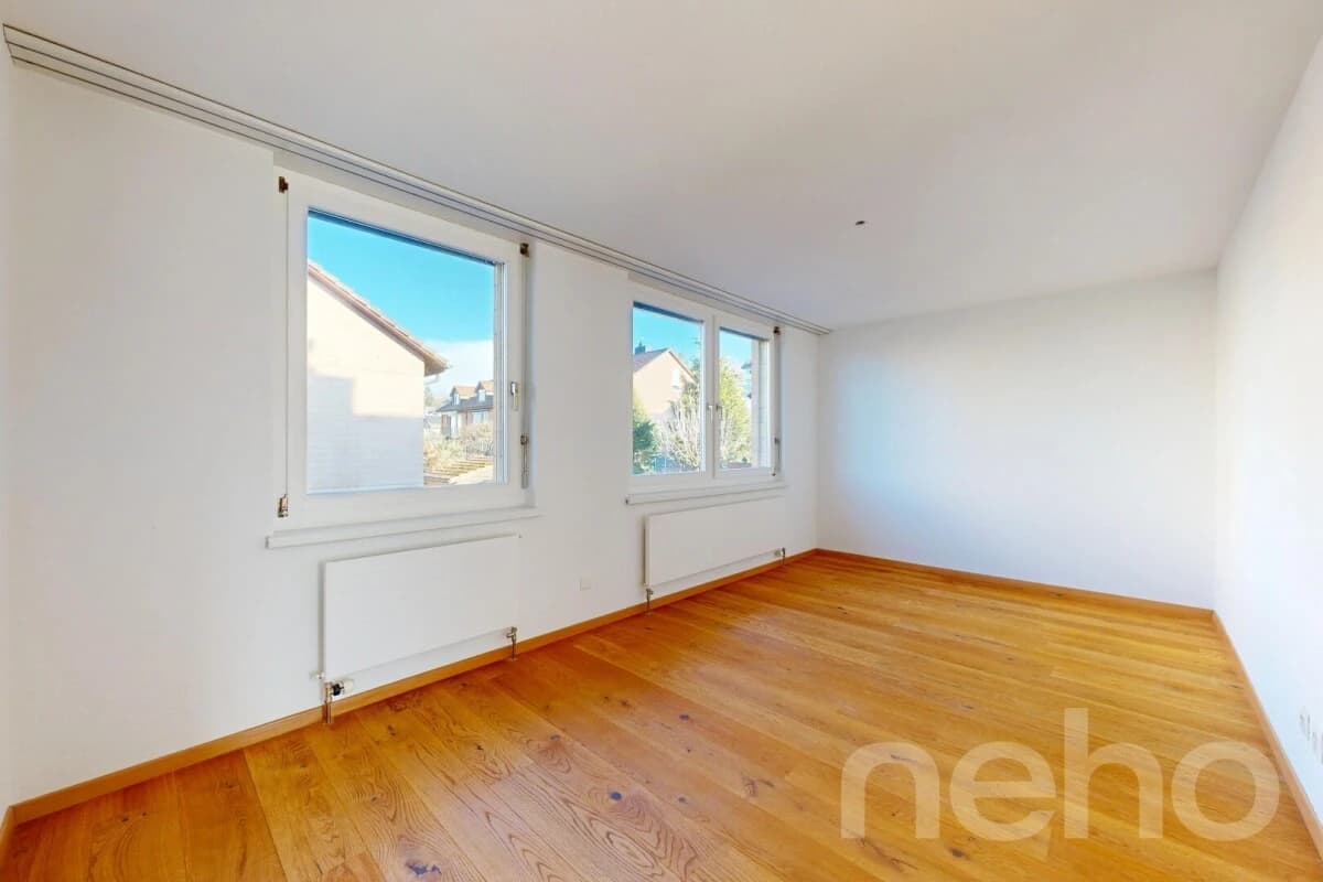 Attraktives 5.5-Zimmer-Reihenmittelhaus mit Blick ins Grüne