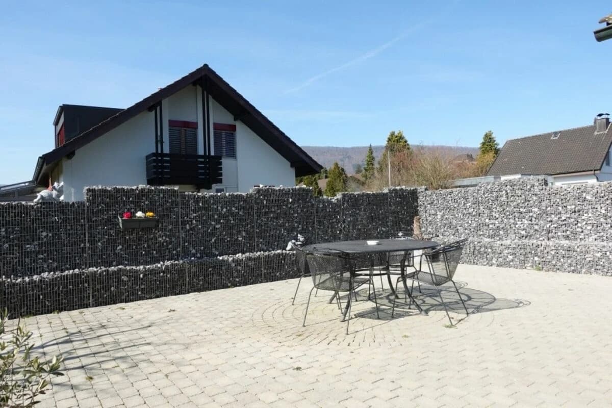 Einfamilienhaus mit grossem Garten