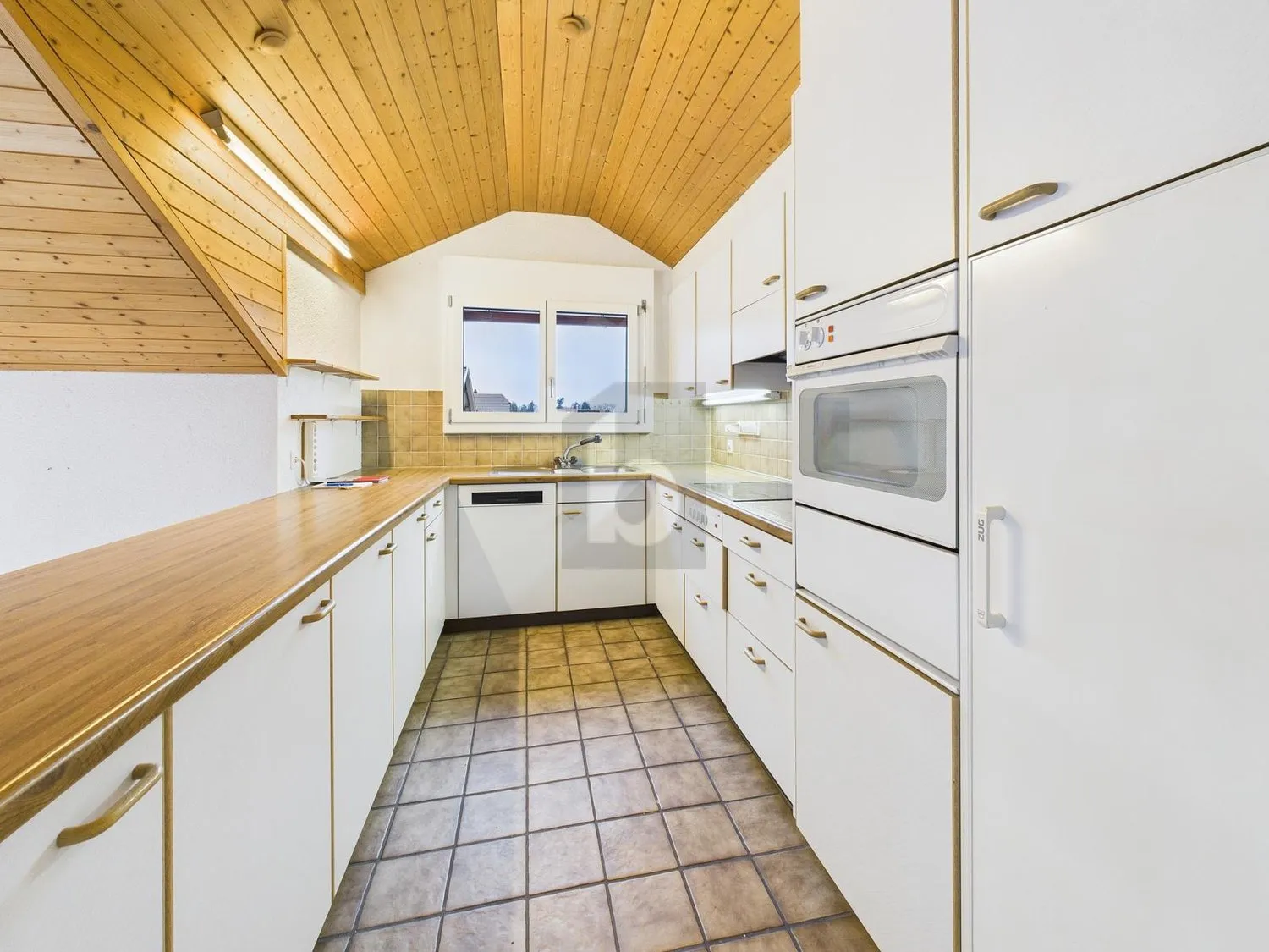 LICHTDURCHFLUTET, CHARMANT, FAMILIENFREUNDLICH