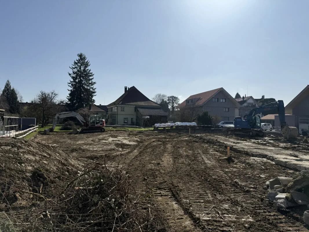 (B02) 3.5-Zi.-Gartenwohnung mit 207 m2 Grünbereich in Dozwil