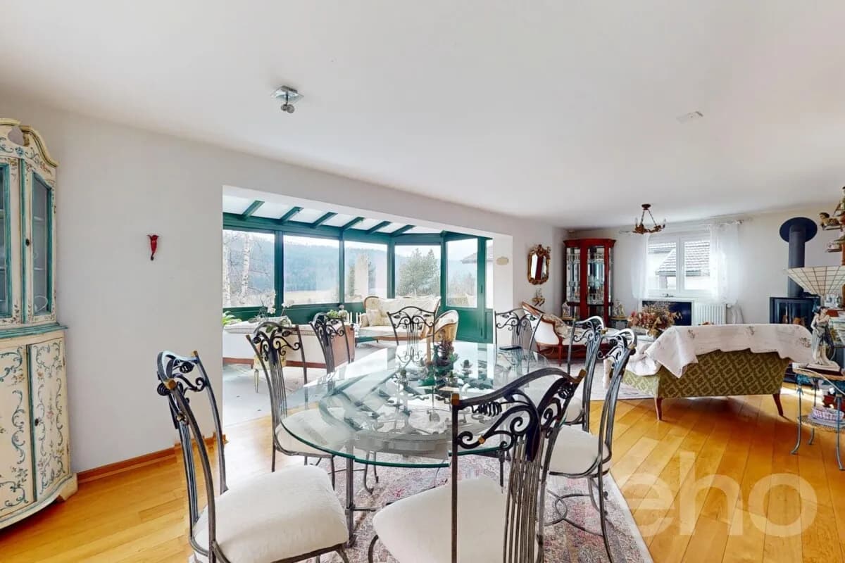 Superbe maison individuelle avec vaste jardin et vue dégagée