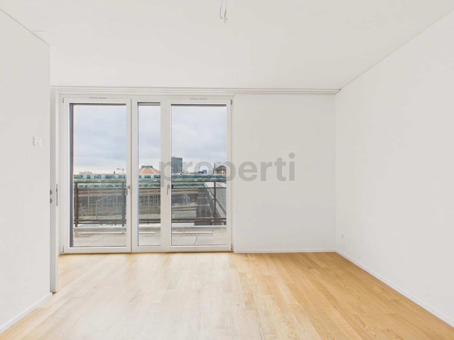 Moderne 3.5-Zimmer-Wohnung mit Balkon, Basel