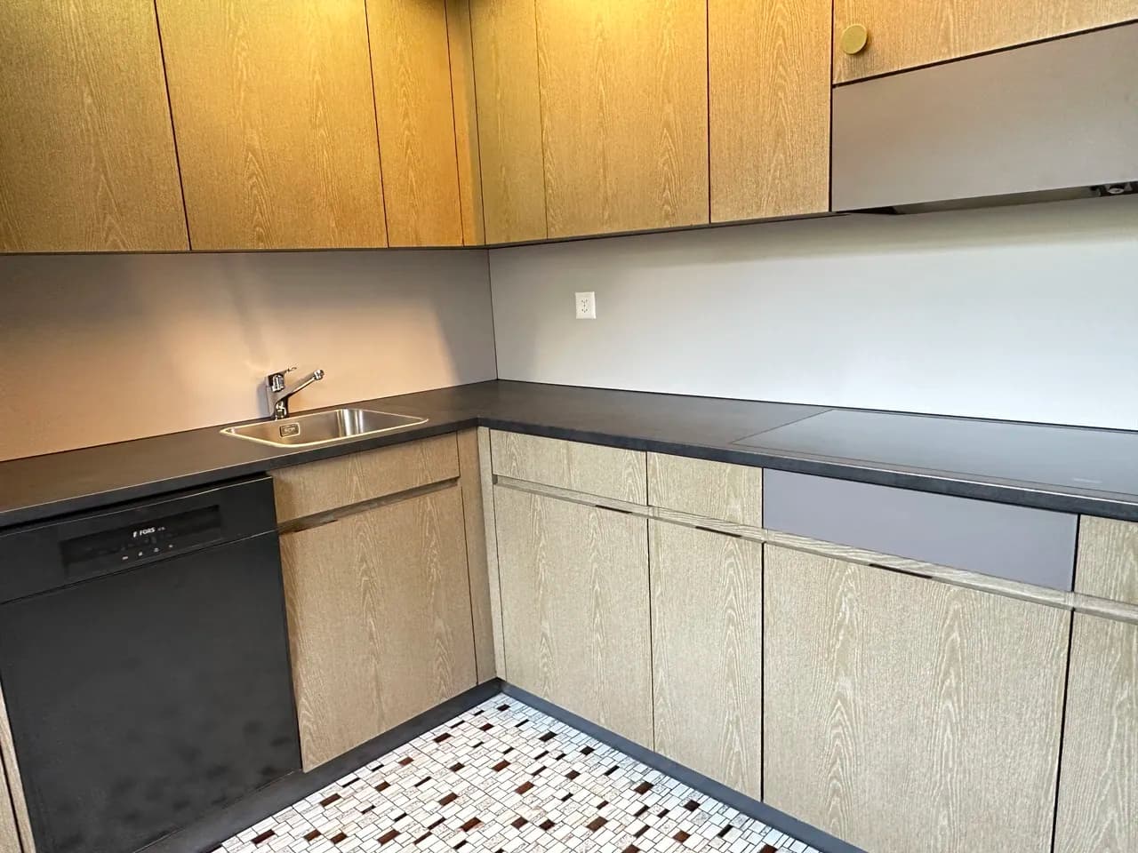 tolle, heimelige 3.5 Zimmer EG Wohnung