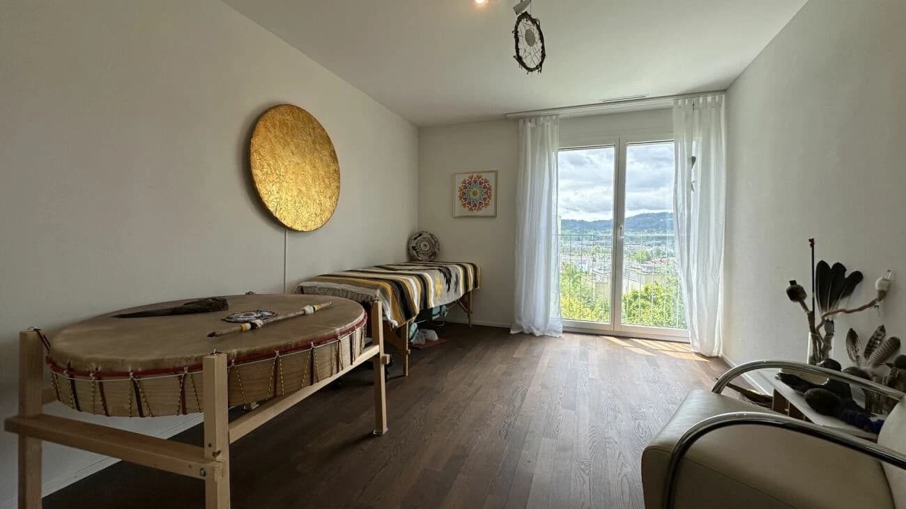 SONNENVERWÖHNT MIT WEITBLICK