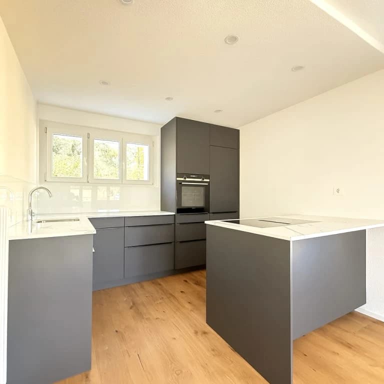 Helle 4.5-Zimmer-Wohnung mit Balkon in Grenchen mieten