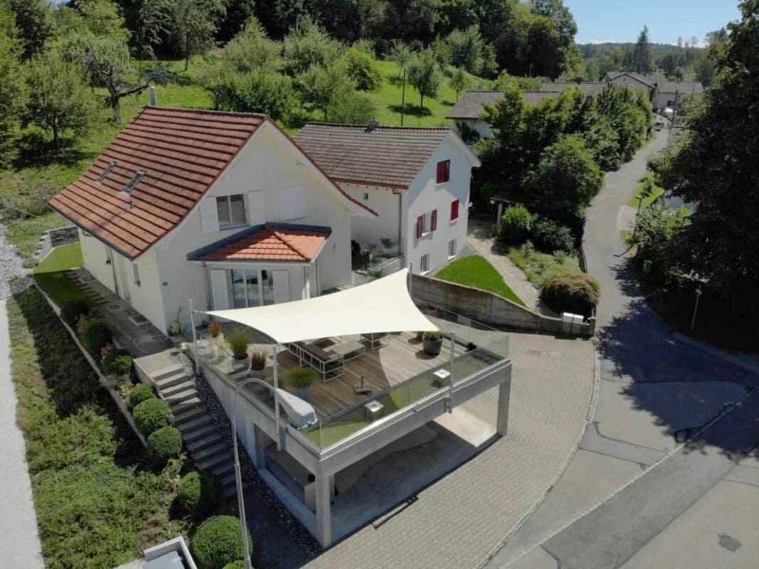 Traumhaftes 5.5 Zimmer-Haus mit cooler Relax-Terrasse